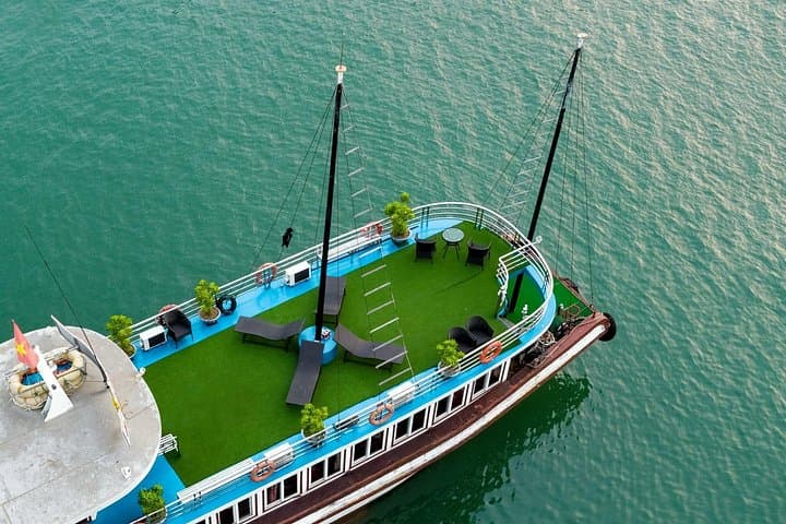 Halong Bay Day Cruise: Caving, Kayaking & Swimming at Sung Sot and Titov photo 3