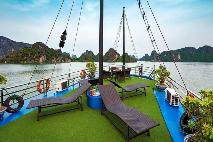 Halong Bay Day Cruise: Caving, Kayaking & Swimming at Sung Sot and Titov photo 2