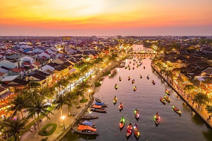 Da Nang Evening Tour: Monkey Mountain, Marble Mountains & Hoi An Lanterns photo 2