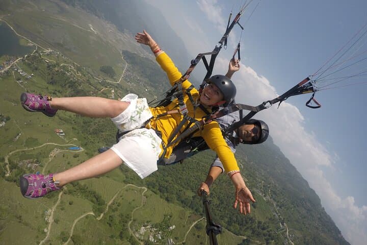 Half-Hour Paragliding in Pokhara: Tandem Flights from Sarangkot over Phewa Lake photo 4