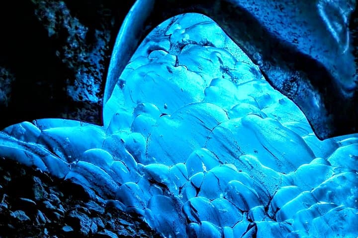 Exploring Vatnajökull’s Blue Ice Caves: Small-Group Tour from Jökulsárlón photo 5