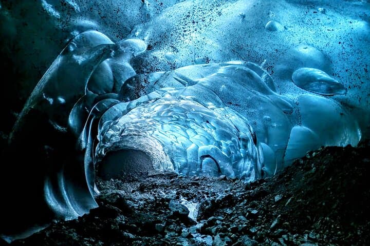 Exploring Vatnajökull’s Blue Ice Caves: Small-Group Tour from Jökulsárlón photo 6