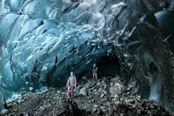 Exploring Vatnajökull’s Blue Ice Caves: Small-Group Tour from Jökulsárlón photo 2