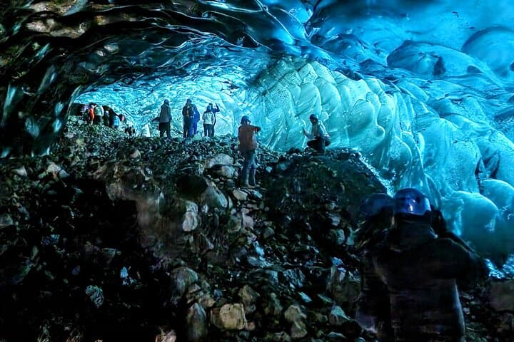 Exploring Vatnajökull’s Blue Ice Caves: Small-Group Tour from Jökulsárlón photo 3
