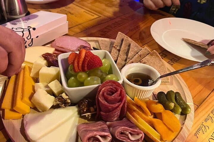Downtown Tampa Food & Drink Walking Tour — Riverwalk Tastings and Cultural Bites photo 5