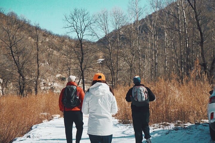 Frozen River and Wild Great Wall: Private Hike from Beijing photo 3