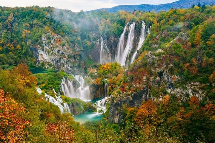 Private Plitvice Lakes day tour from Split — UNESCO waterfalls & boardwalks photo 3