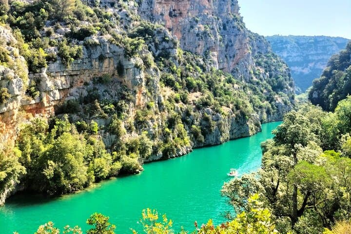 Gorges du Verdon Boat Picnic, Lavender Fields & Sainte-Croix Village: A Provençal Day Trip