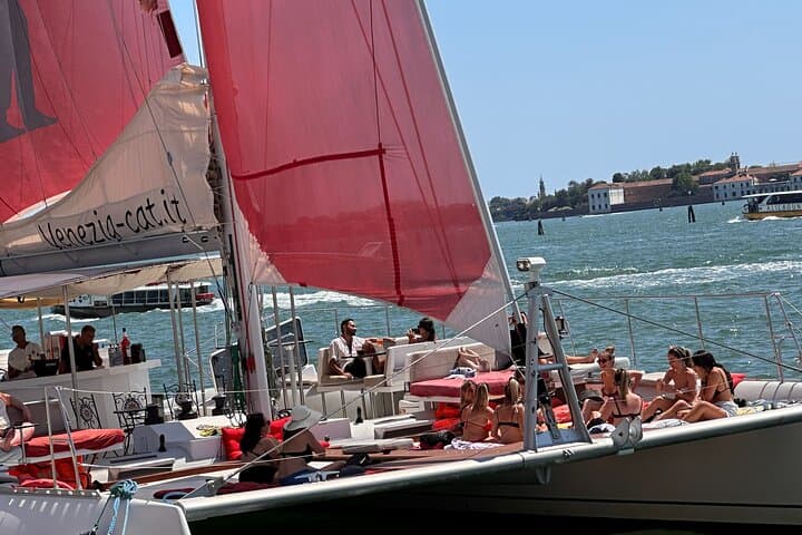 Venice Catamaran Spritz Tour — 90-Minute Lagoon Cruise with Prosecco photo 2
