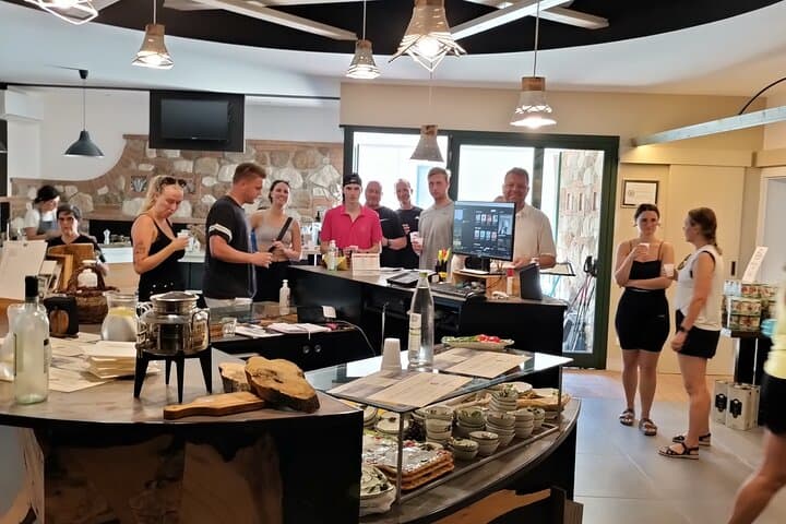 E-bike Wine & Olive Oil Tasting Around Orvieto: Castles, Cellars, and Panoramas photo 2