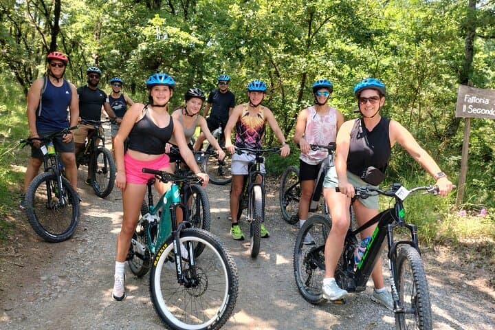E-bike Wine & Olive Oil Tasting Around Orvieto: Castles, Cellars, and Panoramas photo 4
