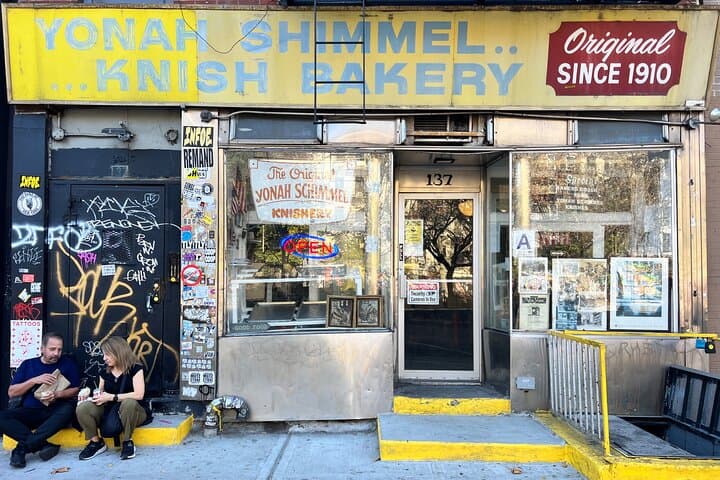 lower-east-side-private-food-tour-best-eats-and-history