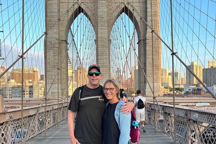 Brooklyn Bridge to DUMBO Private Walking Tour | Brooklyn Heights Promenade photo 5