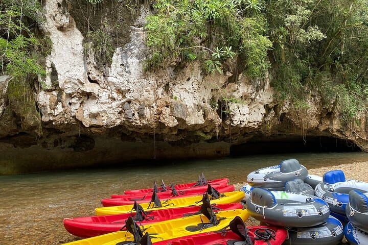 Nohoch Che'en Cave Kayak & Swim: Private Cave Exploration in Belize photo 2