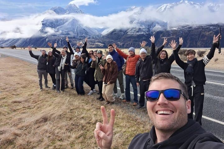 Queenstown to Lake Tekapo via Mt Cook: Small-Group Scenic One-Way Tour photo 3