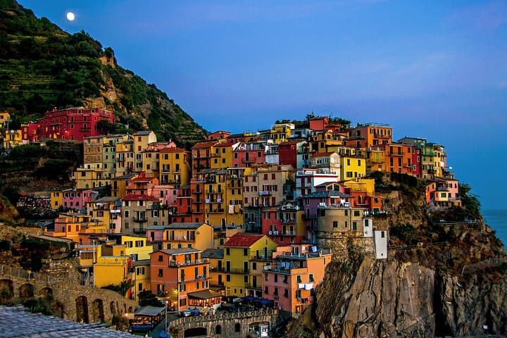 Winter Cinque Terre Day Trip from Florence — Private Tour to Riomaggiore, Manarola, Vernazza & Monterosso photo 5