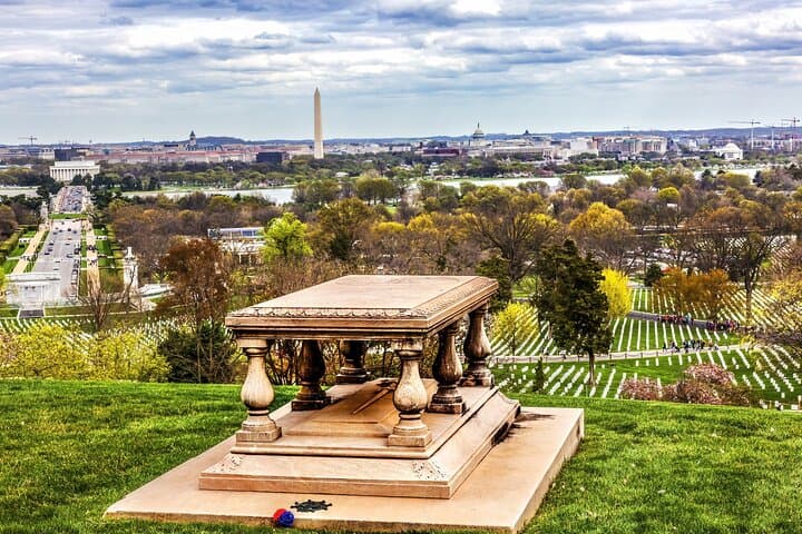 Self-Guided Arlington National Cemetery Walking Tour — GPS App Guide photo 2