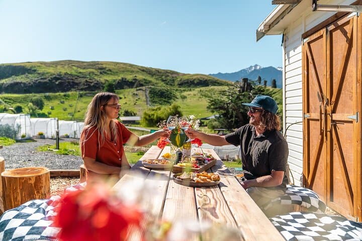 TSS Earnslaw Cruise and Walter Peak Garden-to-Table Experience — Queenstown Lake Cruise & Farm Visit