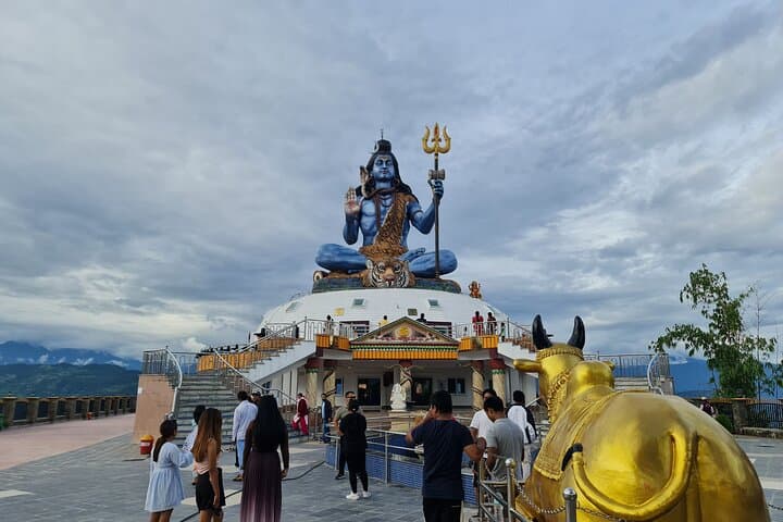 Romantic Luxury Escape to Pokhara: Hiking, Boating & Australian Camp photo 2
