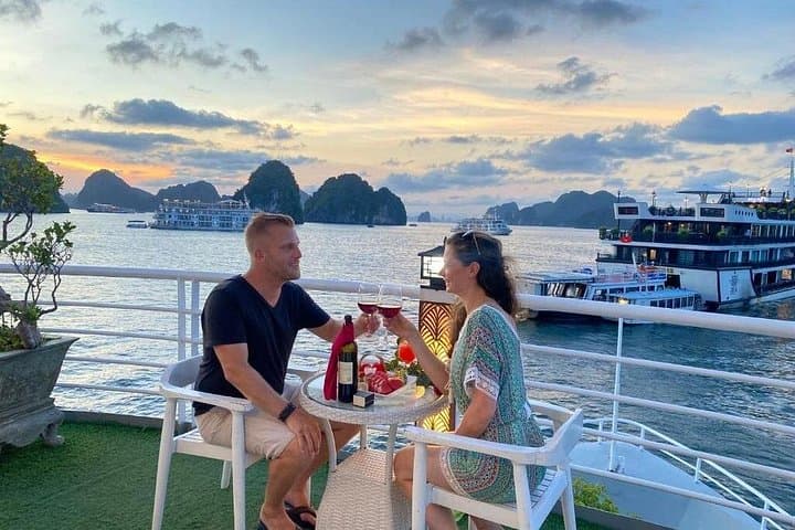 2-Day Lan Ha & Halong Bay Cruise from Hanoi — Kayak, Caves & Onboard Life photo 4