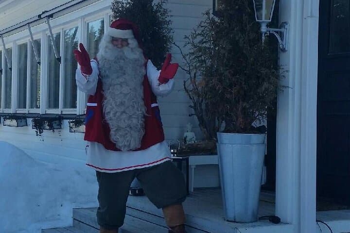 Chase the Northern Lights with the Real Santa Claus in Rovaniemi photo 4