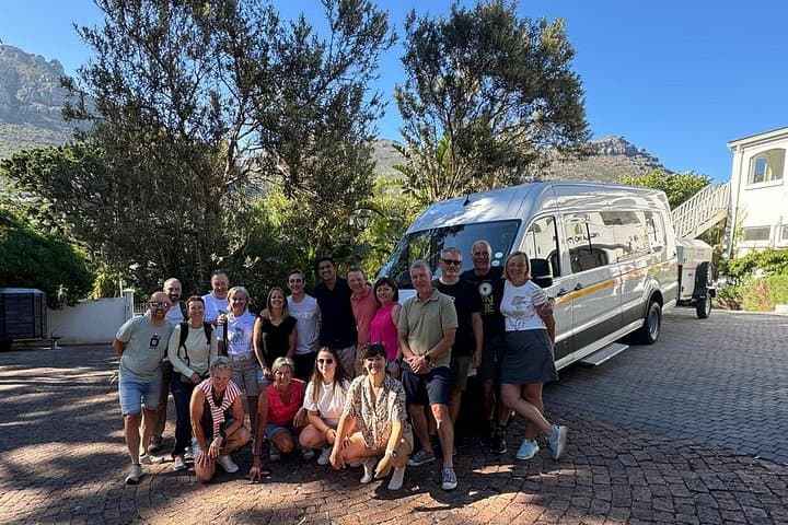 Cape Town Airport Shuttle: Reliable Transfers to the City Centre photo 2