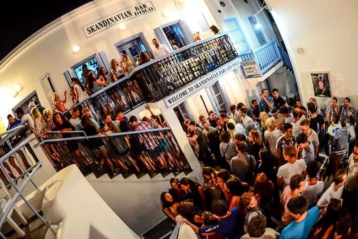 Night in Chora: Mykonos Town Bar Crawl with a Local Guide photo 3