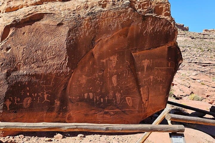 Moab Private Petroglyph Scenic UTV Tour — Guided Petroglyphs & Colorado River Views photo 5