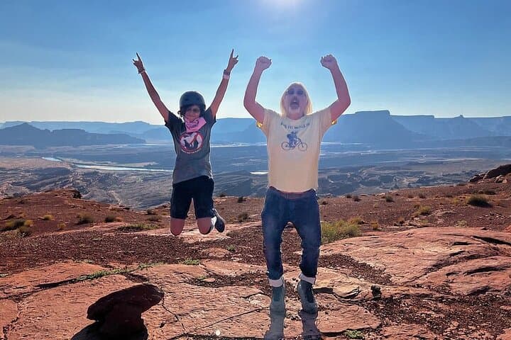 Moab Hurrah Pass UTV Tour: Drive Kane Creek & Colorado River Overlook