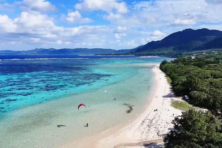 Kitesurfing on Ishigaki Island: Learn to Fly Over Turquoise Waters with Local Lunch photo 2
