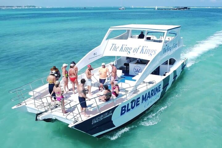 Private Catamaran Brunch Cruise in Punta Cana: VIP Yacht Party & Snorkel