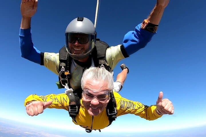 Tandem Skydiving Near Seville — 4,000m Freefall Over Andalusia photo 4
