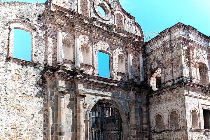 Panama City Private Tour: Panama Canal, Casco Viejo & Amador Causeway photo 5