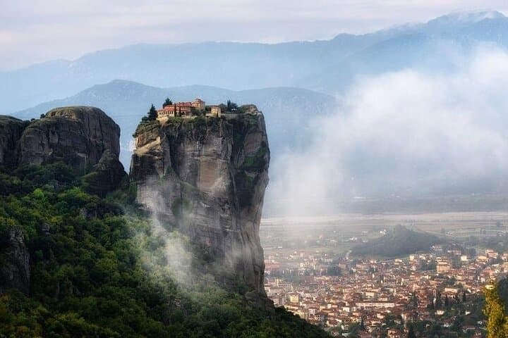 Meteora Monasteries Private Day Trip from Athens — Cliffside Monasteries & Thermopylae photo 5