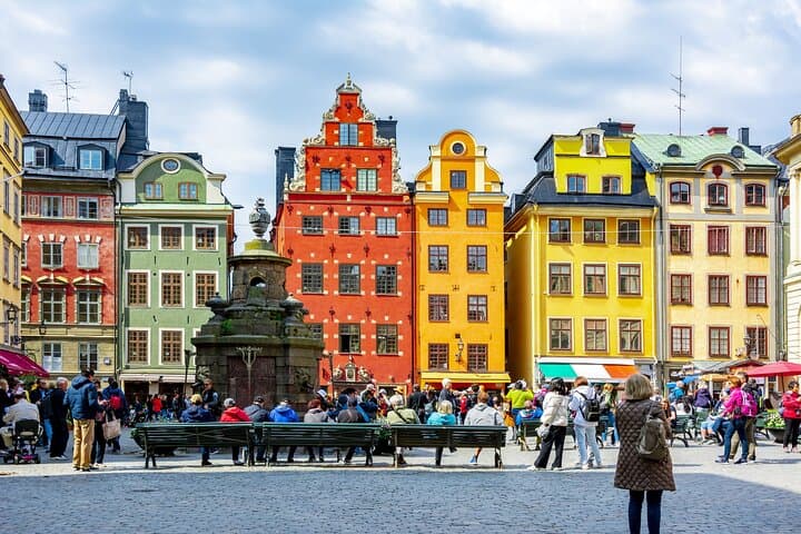 Royal Stockholm Private Driving Tour: Palace, Gamla Stan & Vasa Museum in One Day photo 1