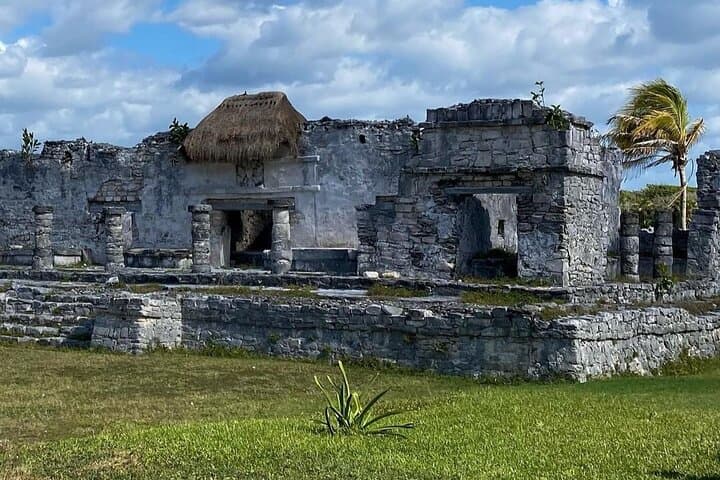 One-Day Riviera Maya: Tulum, Cobá, Cenote Cuxtal & Playa del Carmen Tour photo 4