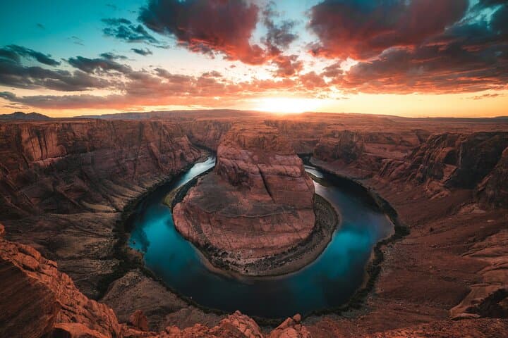 Day Trip to Antelope Canyon & Horseshoe Bend from Las Vegas
