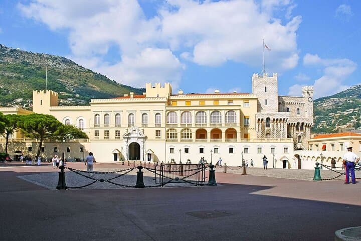 Monaco in a Day: Oceanographic Museum, Prince's Palace & Monte-Carlo Casino from the Cruise Port photo 3
