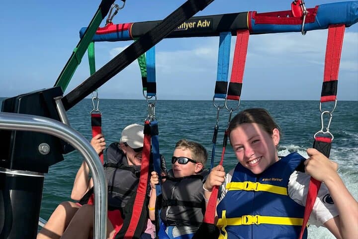 Parasailing in Sarasota: Aerial Views of Lido, Longboat & Siesta Keys