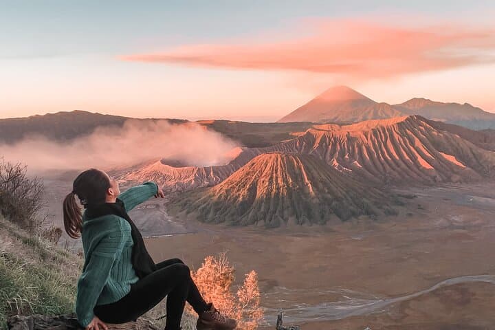 4-Day Bromo, Ijen & Tumpak Sewu Expedition from Surabaya