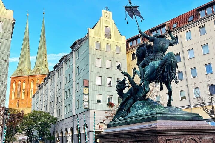 Berlin Christmas Treasure Hunt: Self-Guided Holiday Walk from Brandenburg Gate photo 2