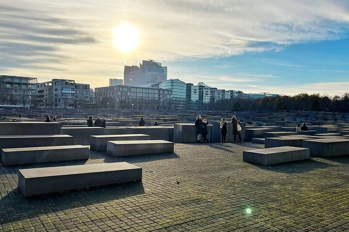 Berlin Christmas Treasure Hunt: Self-Guided Holiday Walk from Brandenburg Gate photo 5