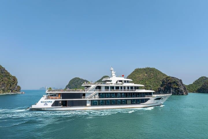 Sea Octopus Luxury Halong Bay Day Cruise from Hanoi