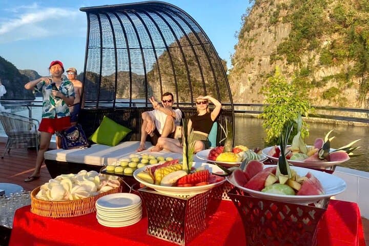Lan Ha Bay Sunset Cruise from Cat Ba: Luxury Cruise, Kayaking & Swimming photo 4