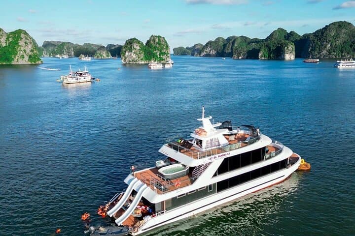 Lan Ha Bay Sunset Escape from Cat Ba — Luxury Cruise with Kayaking & Jacuzzi