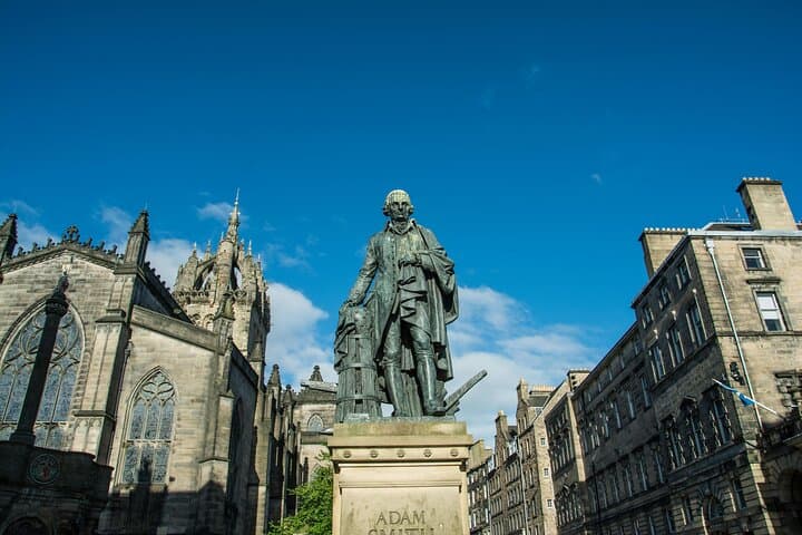 Edinburgh Royal Mile Self-Guided Walking Tour: History, Ghosts & App Guide photo 5