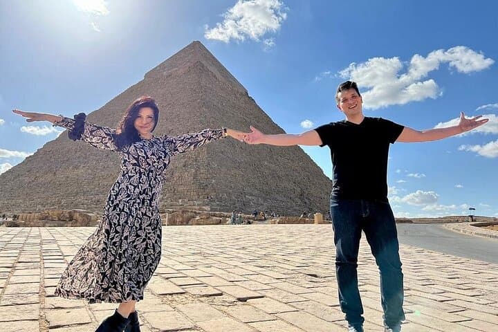 Giza Pyramids & Sphinx: Interior Access to the Great Pyramid — Private Tour photo 4