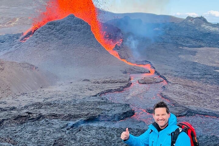 Guided Hike to Fagradalsfjall Volcano — Reykjanes Lava Fields, Seltún & Kleifarvatn photo 5