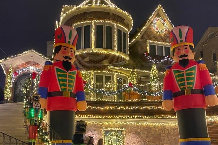 NYC Christmas Lights Tour: Dyker Heights, Dumbo, Rockefeller & Fifth Avenue photo 6