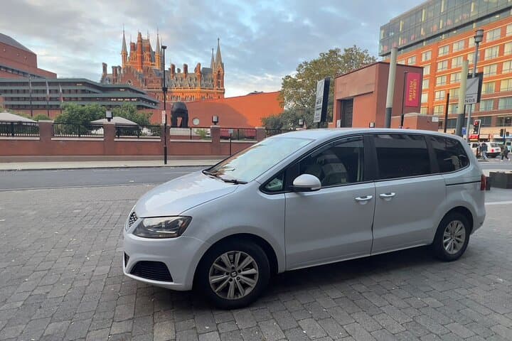 Central London to Stansted Airport Private Transfer: Door-to-Gate Reliability photo 6